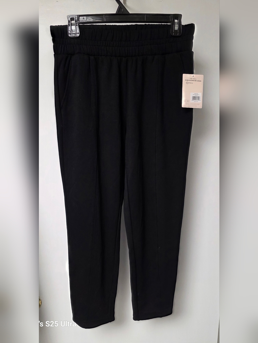 Danskin women's Scuba Dolphin Hem Jogger stretch Pants